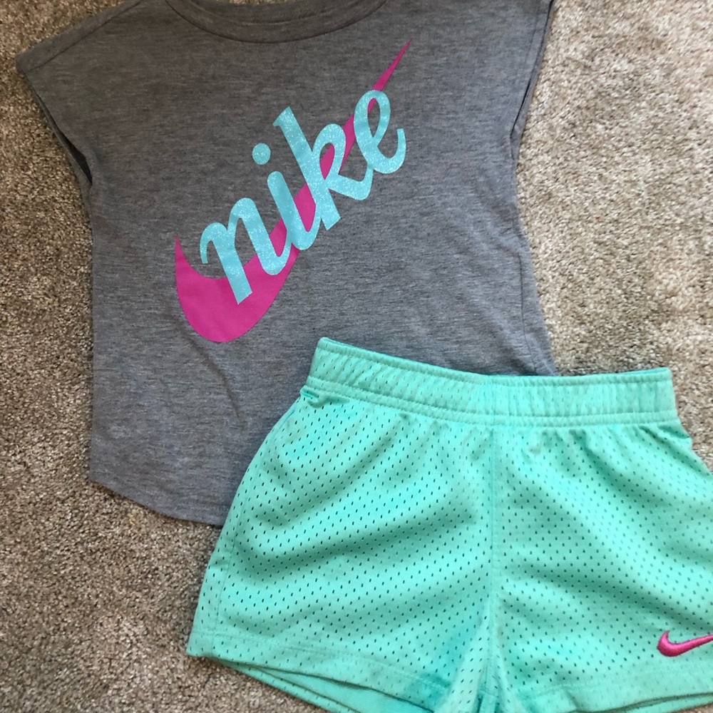 Nike outfit 4T